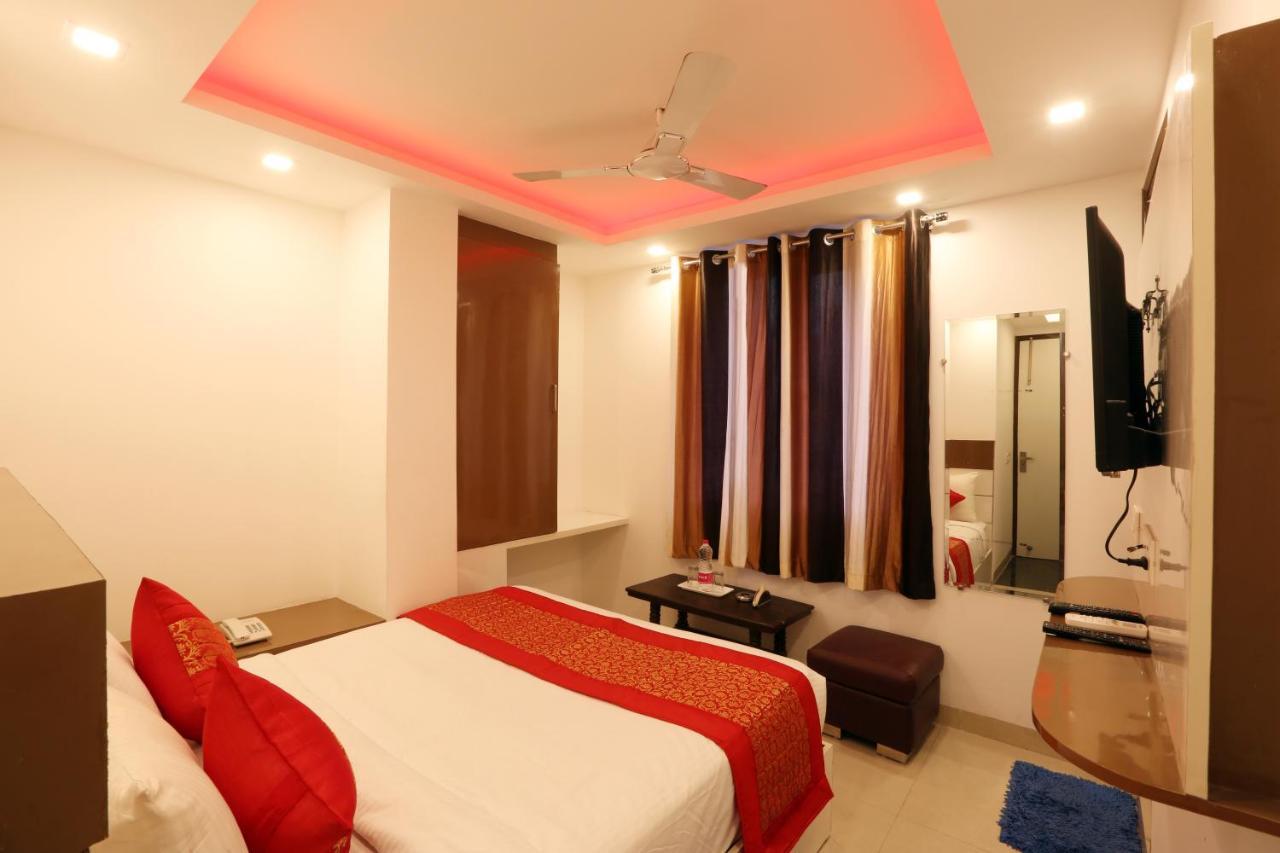 Hotel Ark Wood Neu-Delhi Exterior foto